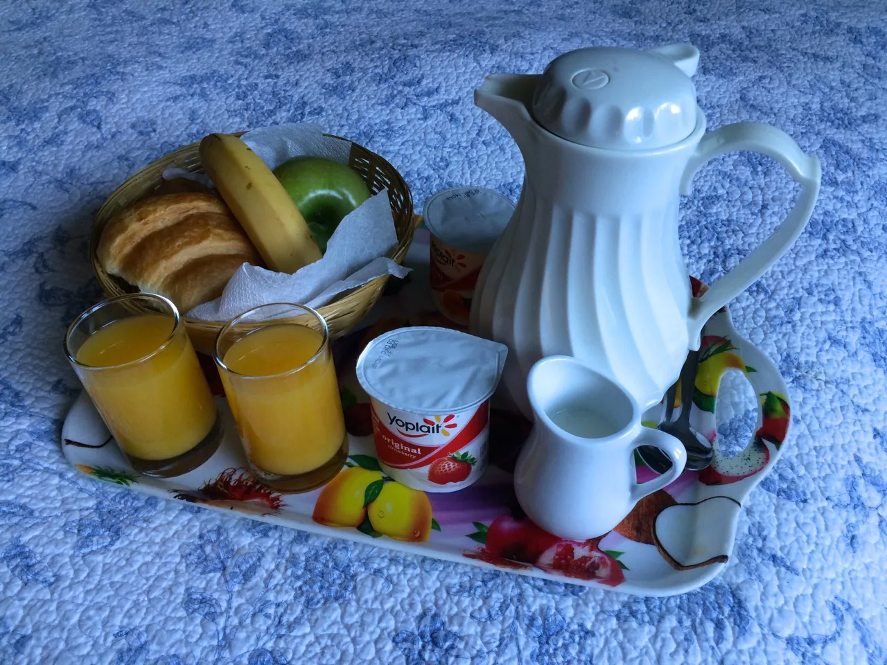 Breakfast_Hofsas_house