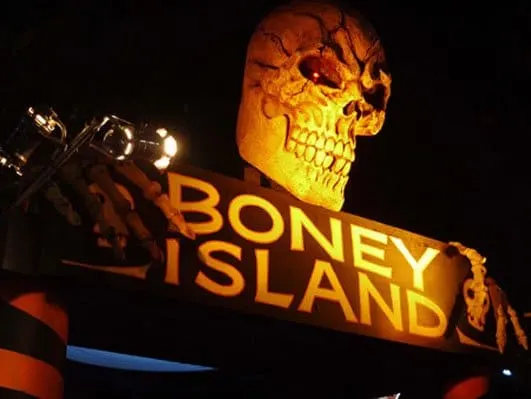 Boney Island is one of the fun haunted houses you'll find in Los Angeles this Halloween Season. 