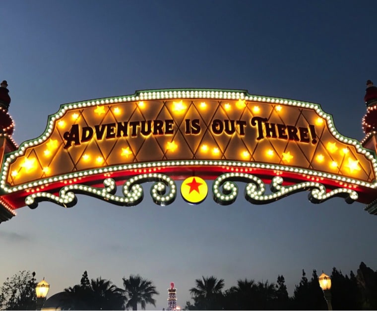 Pixar Pier at Disney California Adventure is now open! Families can ride the Incredicoaster, eat at the Lamplight lounge, play Pixar-themed carnival games and buy Pixar merchandise. #disneyland #pixarpier #pixarfest #californiaadventure #familytravel