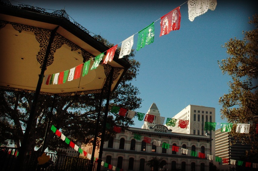 Strolling down Olvera Street is one of the fun, free things to do in Los Angeles with kids. #losangeles #freelosangeles #thingstodowithkids #southerncalifornia #familytravel