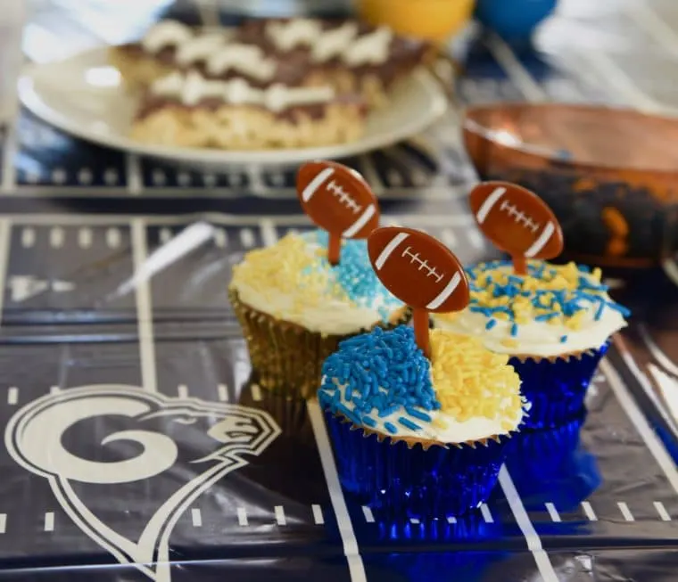 LA Rams Cupcakes are some of the fun treats to make for Super Bowl 2019. #LArams #rams #superbowl