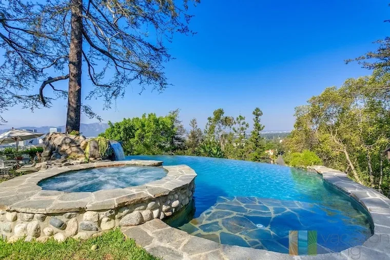 vrbo stunning pool in Glendale Hills