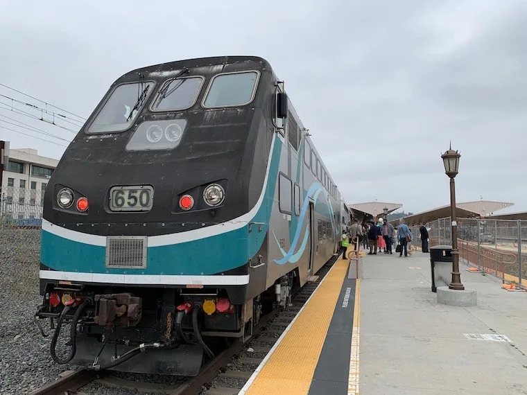 The Metrolink Ventura Line Train stopped at Union Station in Downtown Los Angeles