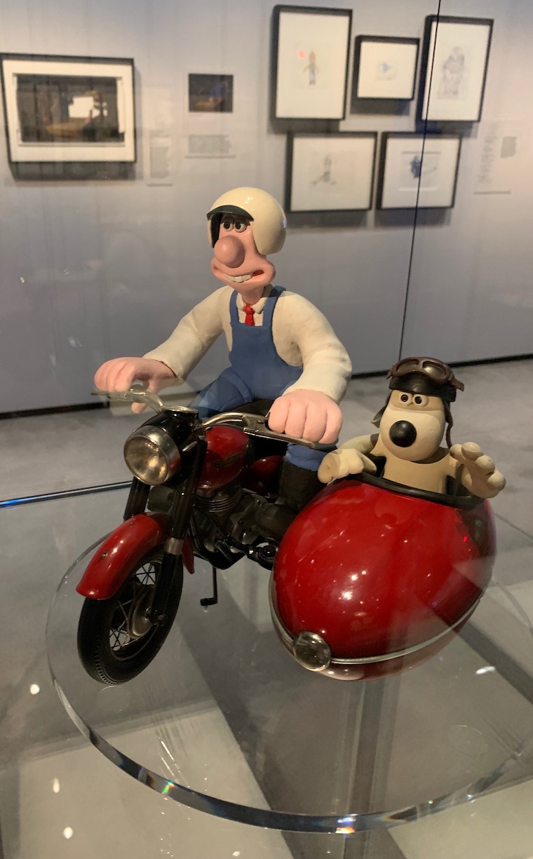 Wallace and Gromit figurines