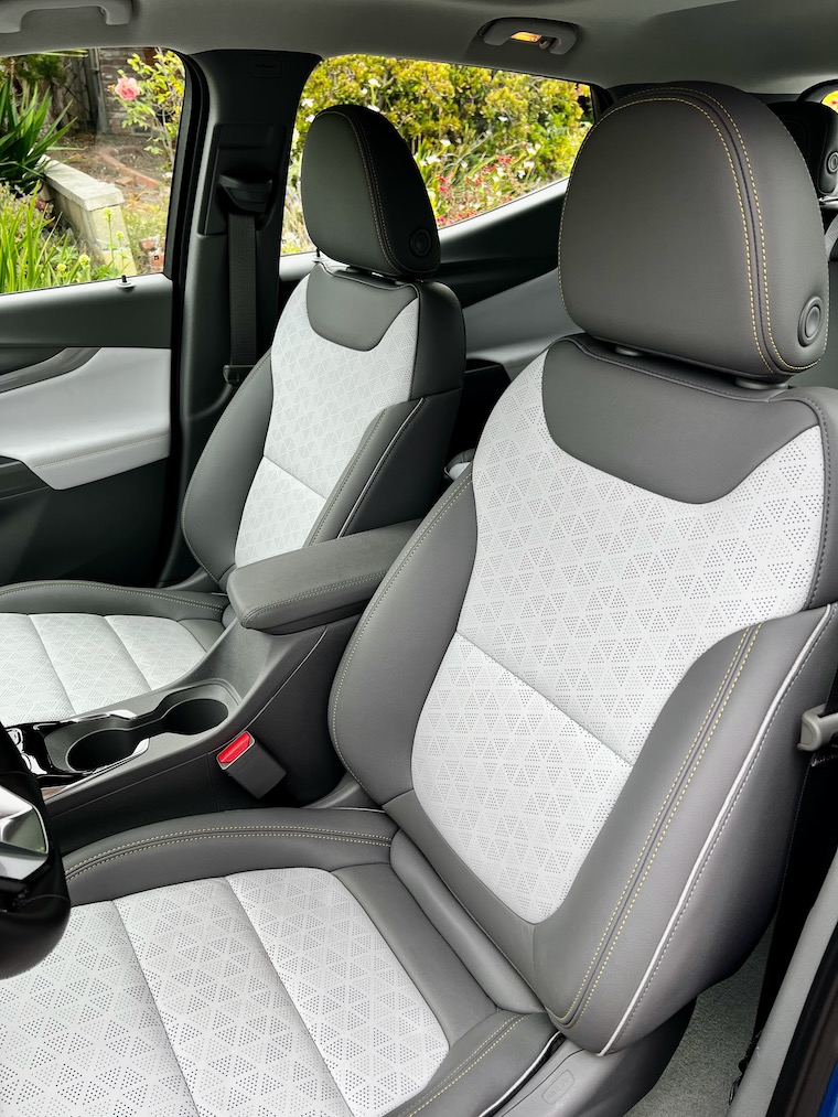front seats of the Chevy Bolt EUV