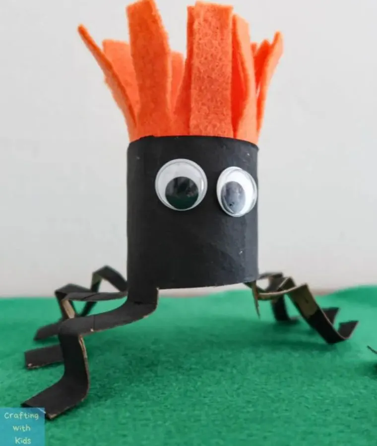 DIY Toilet Paper Roll Spiders; Easy Halloween Craft for Kids