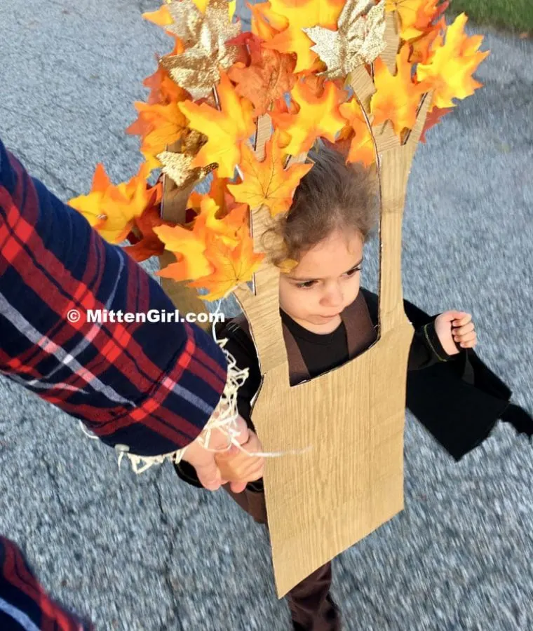 Halloween Trick or Treating with a DIY Tree