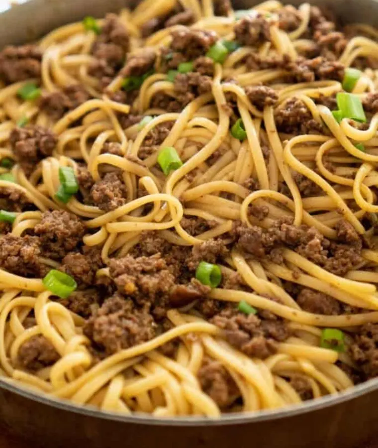 Mongolian Noodles with Ground Beef