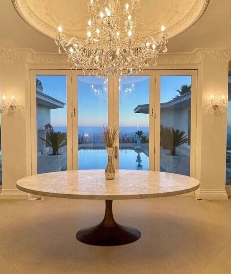 beautiful private estate VRBO in Beverly Hills