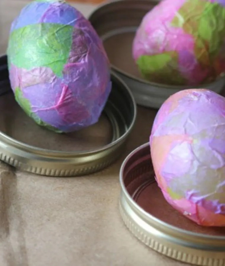 How to Decoupage Plastic Easter Eggs