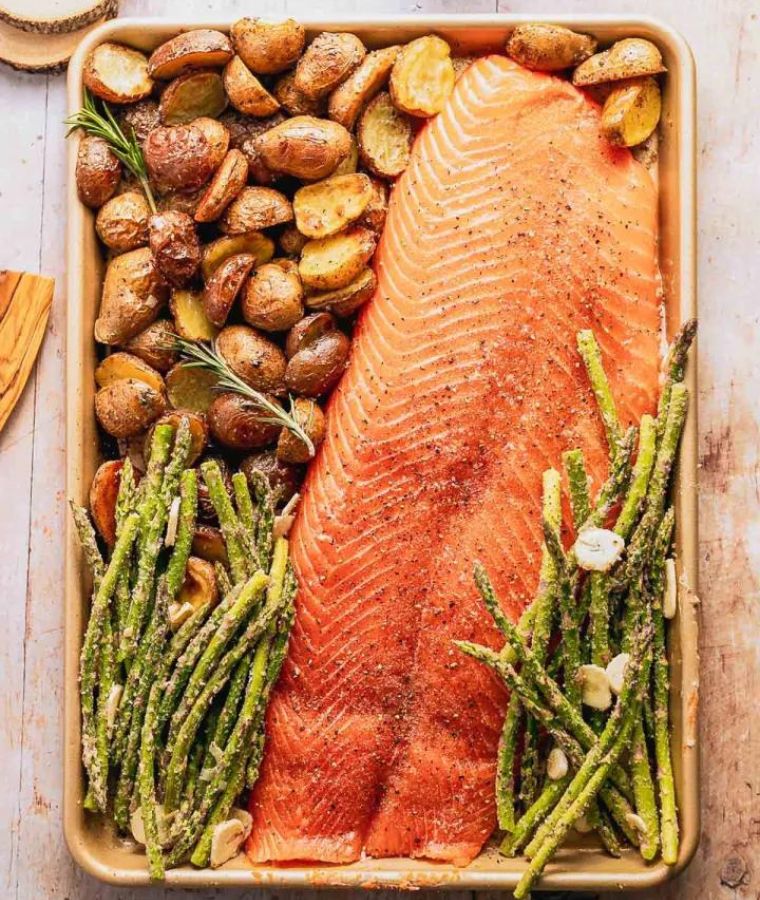 Lemony Brown Butter Salmon and Rosemary Potatoes with Garlic Asparagus