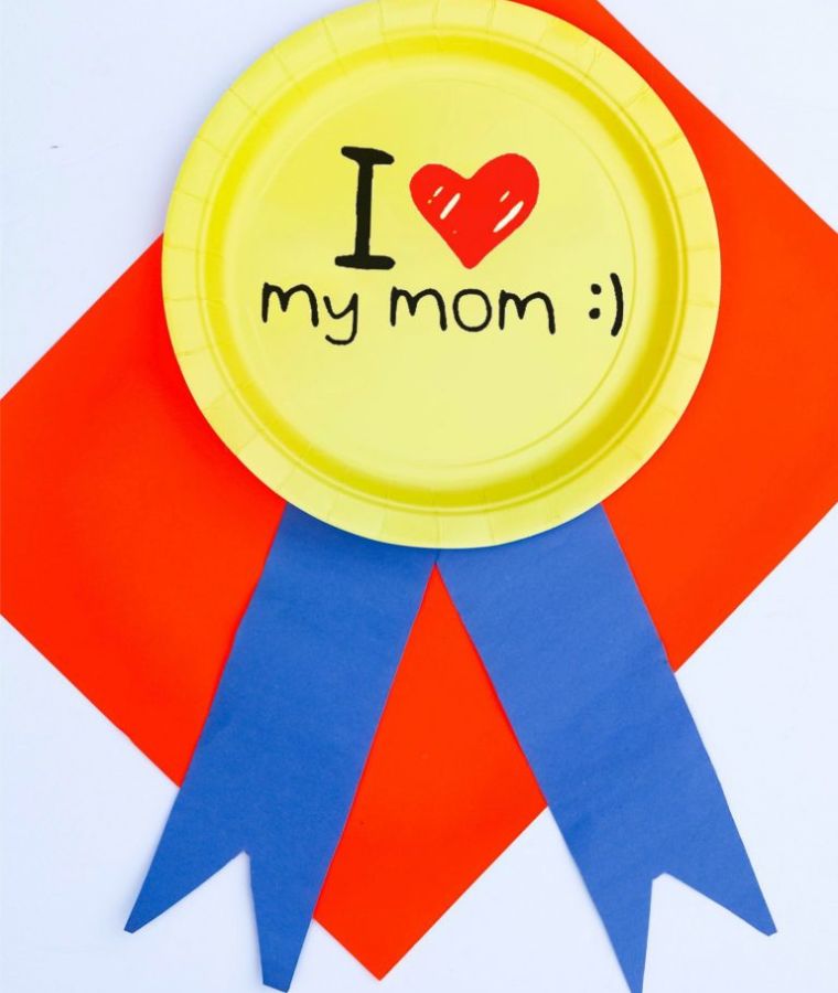 Mom Deserves a Medal! Easy Paper Plate Kids' Craft for Mother's Day