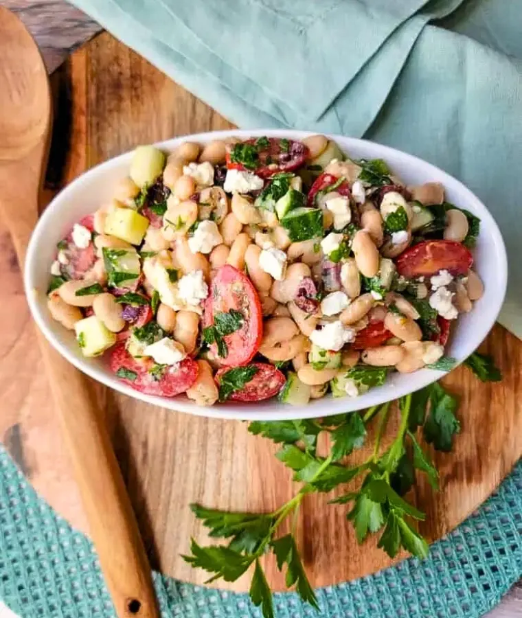 Easy Mediterranean White Bean Salad