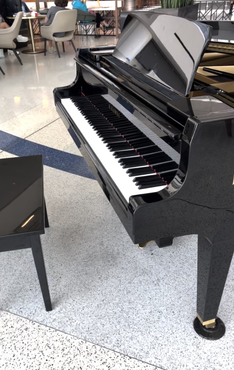 piano at the airport