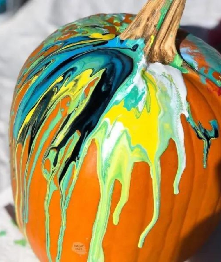 DIY Easy Paint Pour Pumpkins