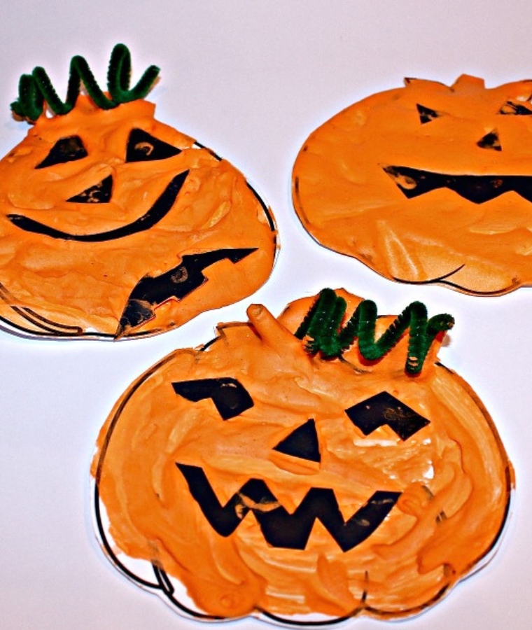 Pumpkin Craft Using a Homemade Puffy Paint Recipe