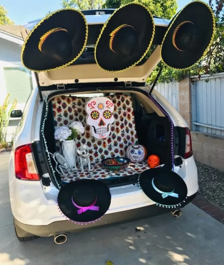 Lake Balboa trunk or treat decorated for day of the dead